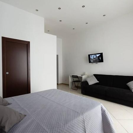 Toledo Jacuzzi Appartment Napoli Esterno foto